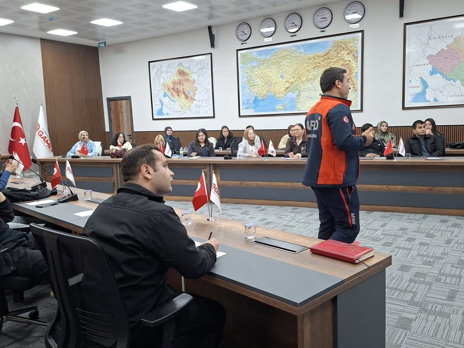 Kırşehir’de Üniversite Öğrencilerine Afad Eğitimi Verildi 2