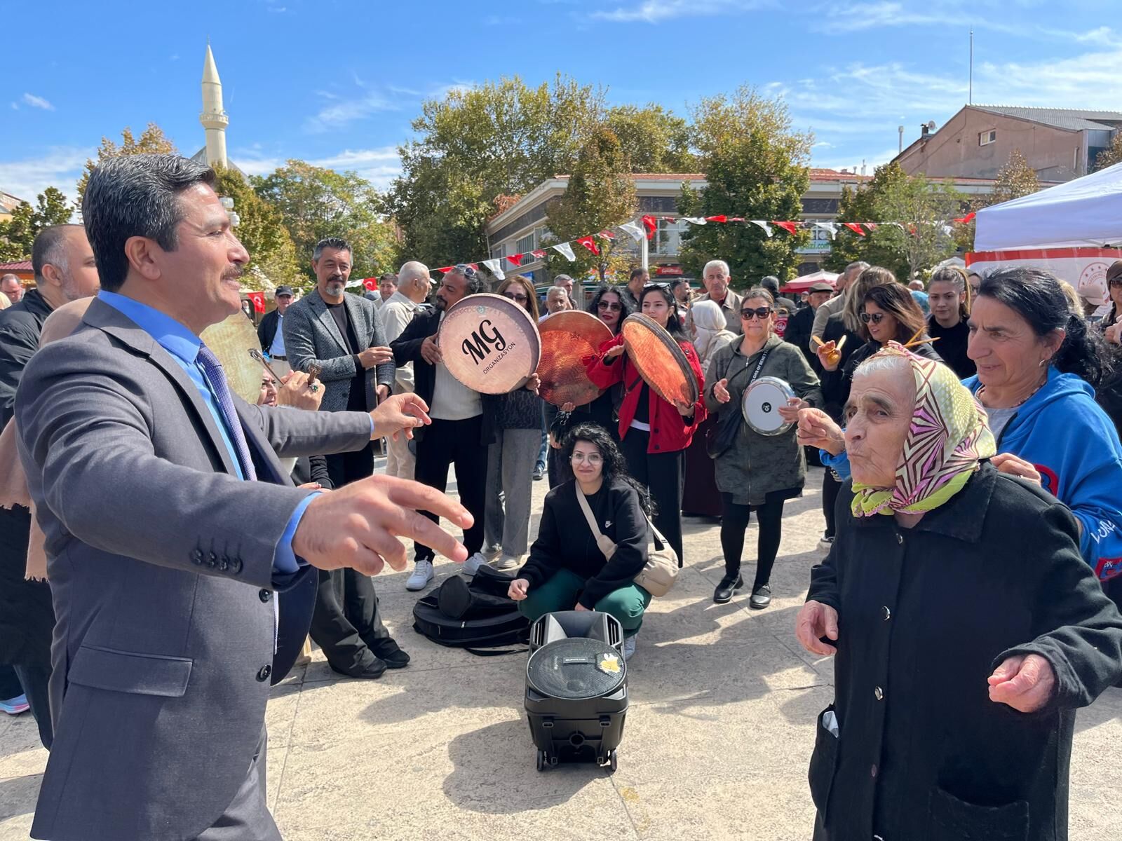Kırşehir’de Yaşlılar Ve Gençler Aynı Kortejde Buluştu, Eğlence Meydanlara Taştı (14)