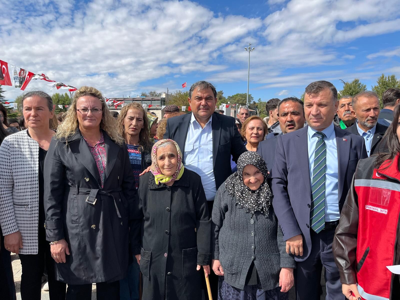 Kırşehir’de Yaşlılar Ve Gençler Aynı Kortejde Buluştu, Eğlence Meydanlara Taştı (6)