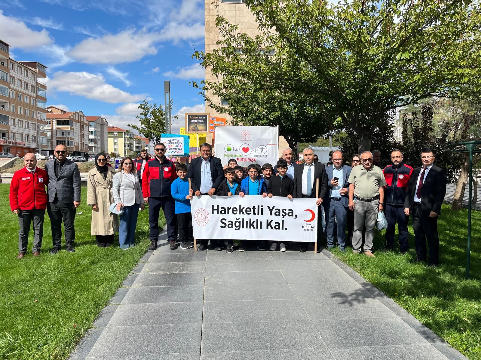 Kırşehir’de “Yürü Kırşehir” Sesleri Yükseldi Miniklerden Yerel Şiveli Pankart (4)
