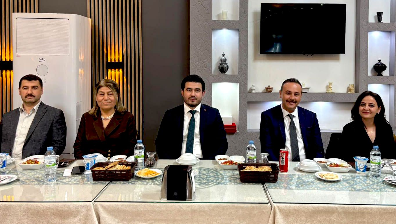 Kırşehir’den Uşak’a Atanan İl Müdürü Orhan’a Veda (2)