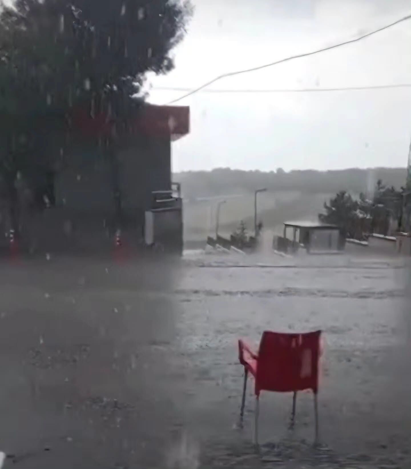 Kırşehir’in Akçakent ilçesinde dolu yağışı etkili oldu
