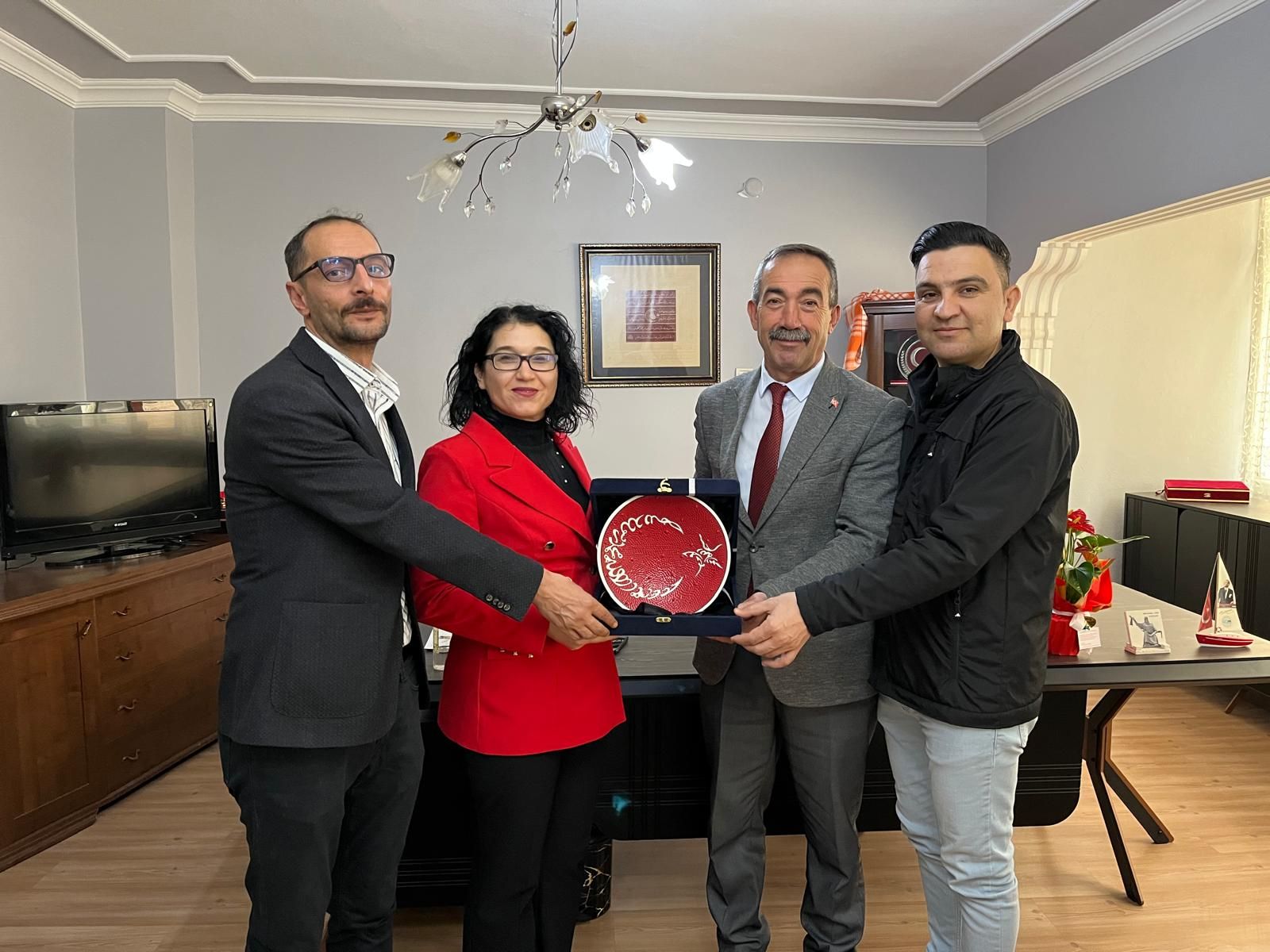 Kırşehir’in Kültürel Değerlerini Yaşatan Derneğe Tebrik