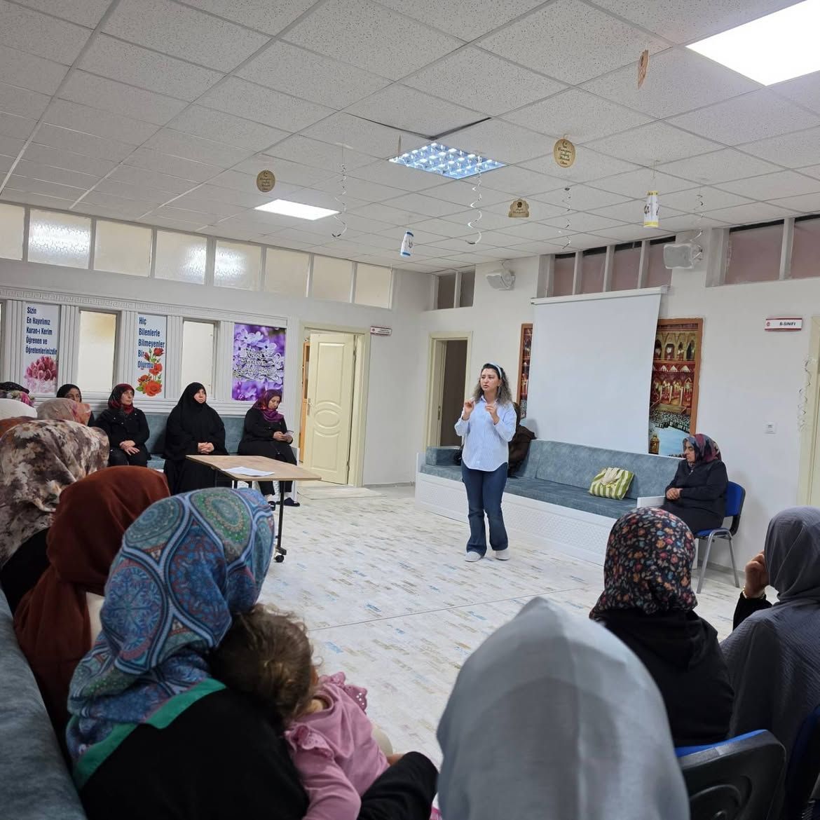 Merkez Shm Personelleri Tarafından Karlıoğlu Kuran Kursu Kursiyerlerine Çocuk Akademisi Eğitimi (3)