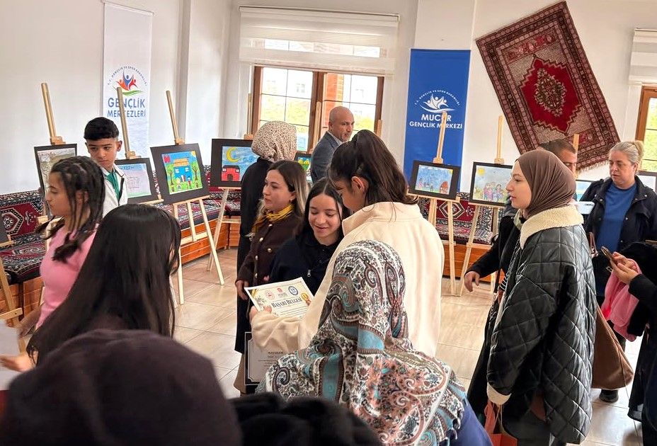 Mucur’da Aile Sevgisi Renklerle Buluştu (3)