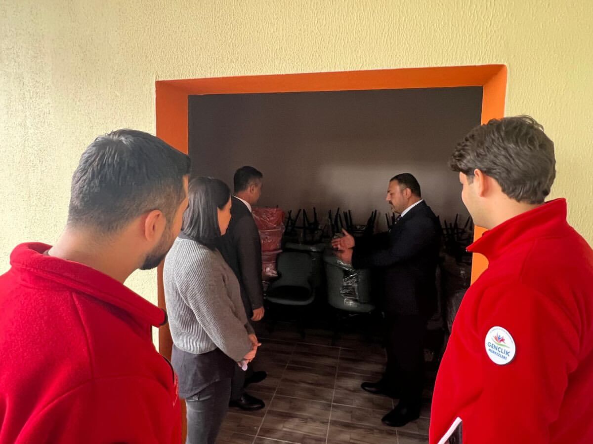 Neşet Ertaş Gençlik Merkezi Olarak, Gençlerimizin Kullanımına Yönelik Hazırlanan Çiçekdağı Akade (4)
