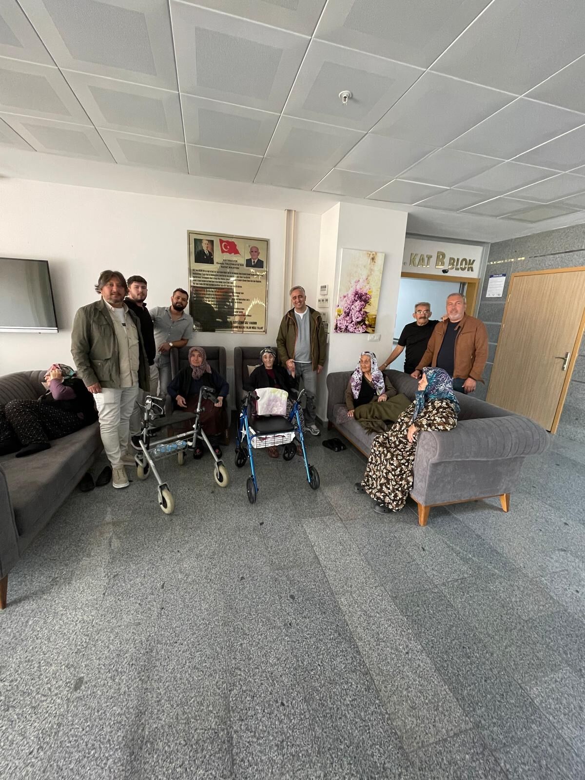 Serkan Kuşçu’dan Huzurevi Sakinlerine Sevgi Ve Vefa Dolu Buluşma1